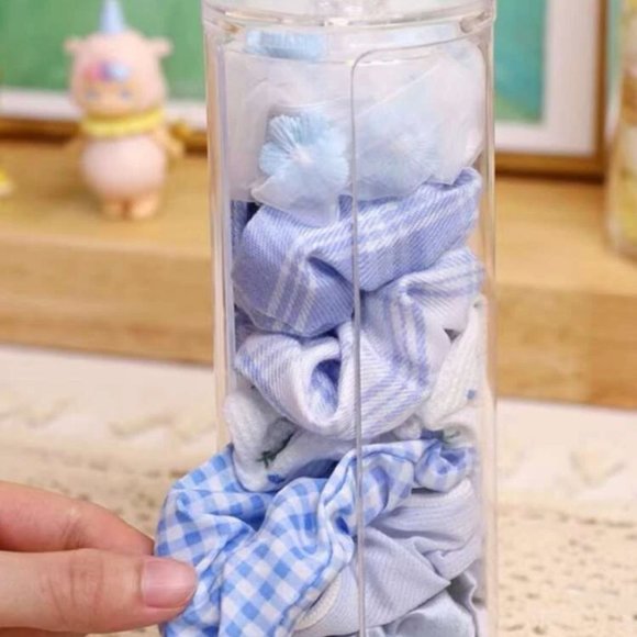 99% NEW HAIR TIE STORAGE - Picture 2 of 4